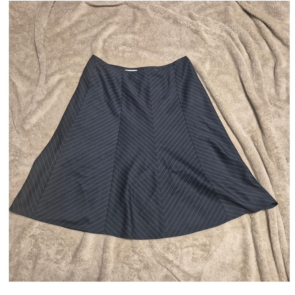 Villager Liz Claiborne Navy Pinstripe A-Line Skirt Stretch Professional Size 6
